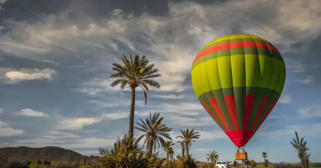 Marrakech: Hot Air Balloon Ride with Traditional Breakfast